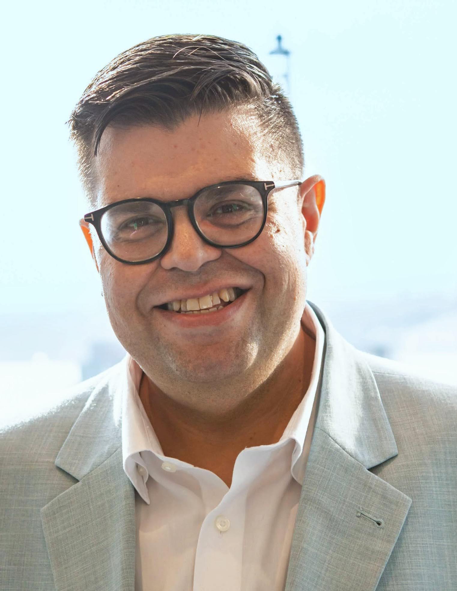 Jorge R Torres Bio & Press — Jorge Torres